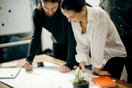 <b>Conseils personnalisés</b><br>en Showroom ou à Domicile